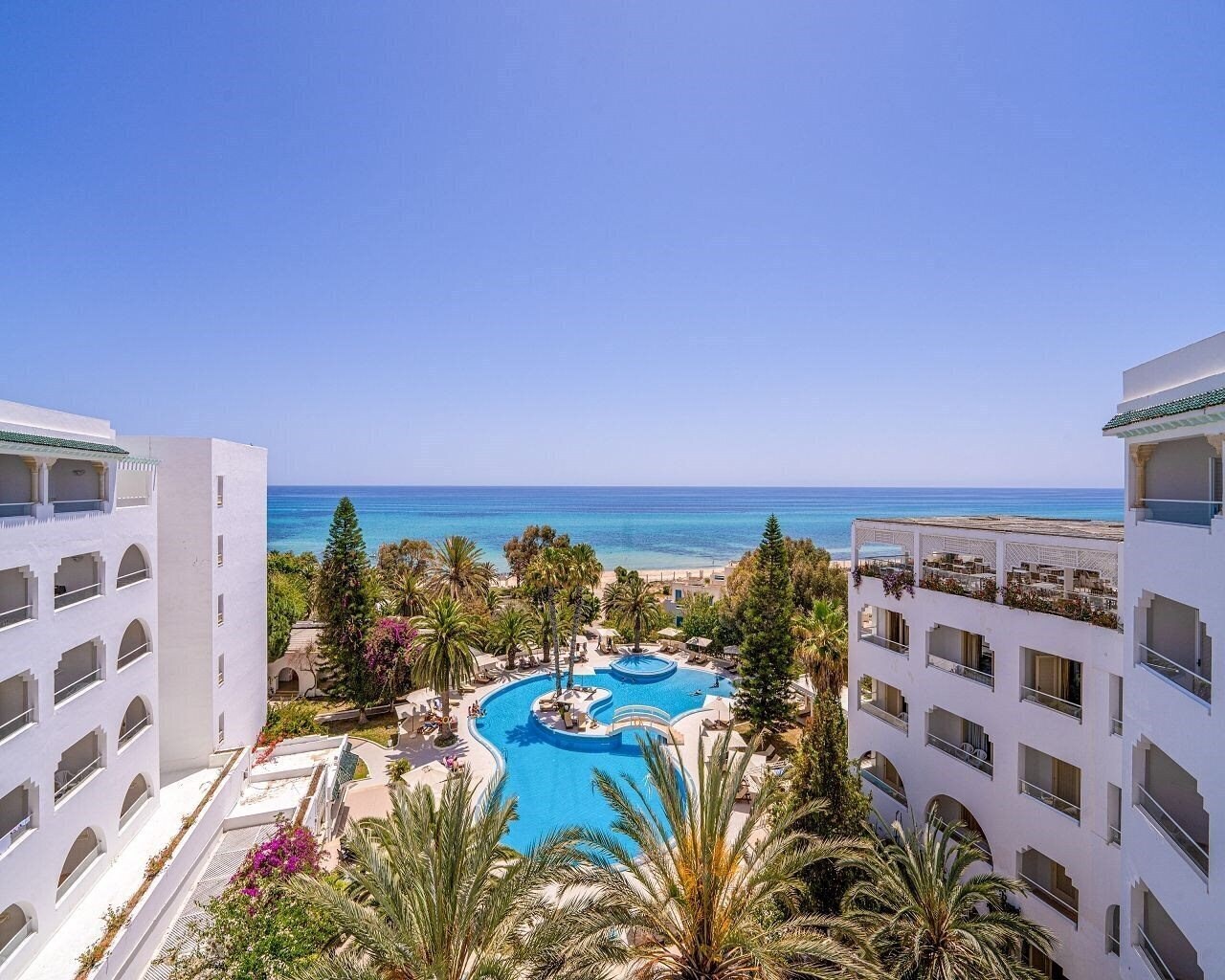 Отель Club Novostar Sol Azur Beach Congres 4*